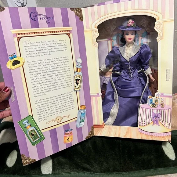 AVON Barbie Victorian Doll with Hat - Picture 1 of 6